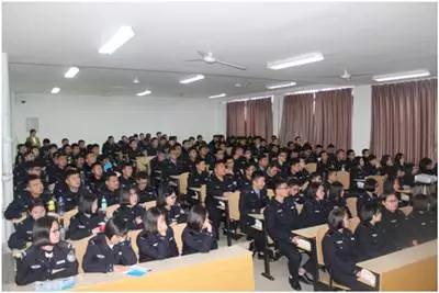 關(guān)注大學(xué)生視力健康，普瑞眼科走進(jìn)河南司法警官職業(yè)學(xué)院