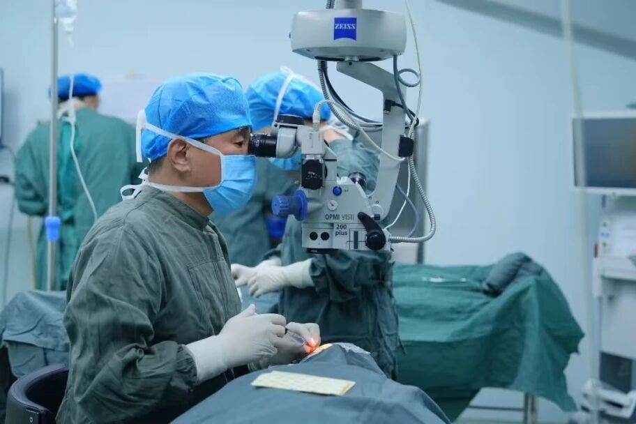 只有高度近視才能做ICL？這個(gè)誤會(huì)太大了！